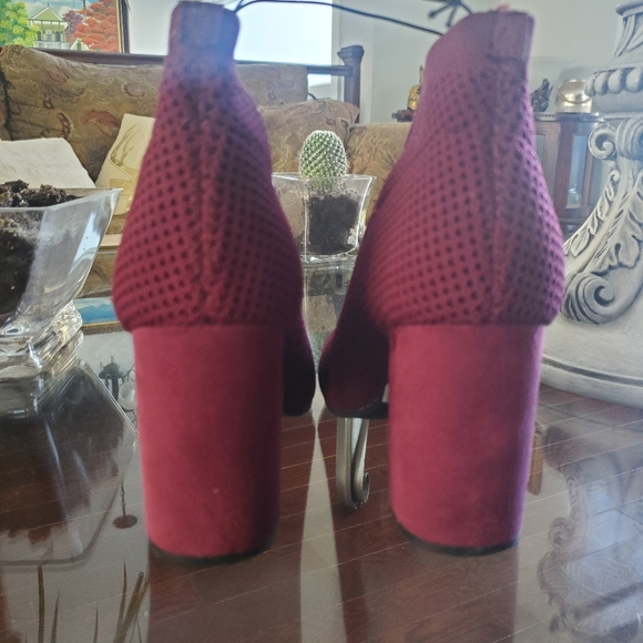 Open toe ankle Booties - Picture 4 of 4